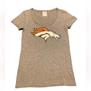PINK Victoria's Secret NFL 5th & Ocean Tee Shirt Denver Broncos Sequin Gray Sz S